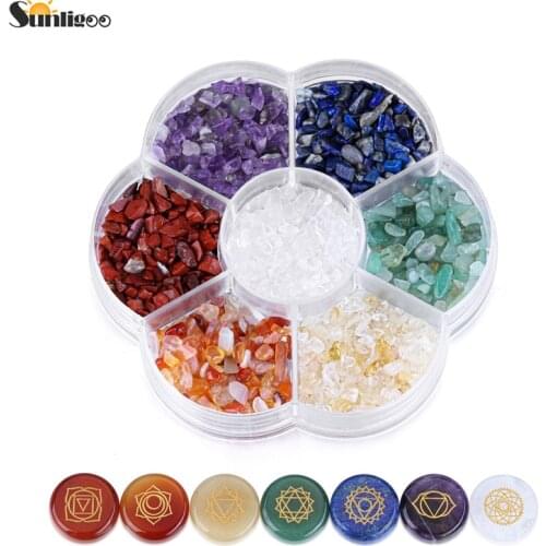 Sunligoo Reiki Healing 7 Chakra Mini Chips Tumbled Stones Irregular Natural Stone Set Chakra Symbol Energy Yoga Gem Stones Decor