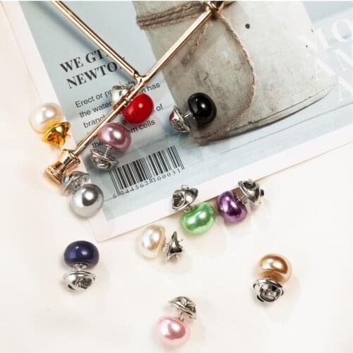 12pcs Fashion Imitation pearls Brooches Pins For Women Designer Female Clothes PU Button Brooch All-match Jewelry Accessories