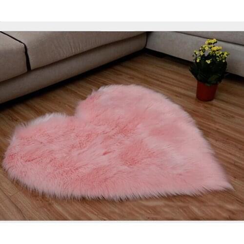 30x40cm Shaggy Carpet Love Heart Rugs Artificial Fur Sheepskin Hairy Carpet Bedroom Living Room Decor Soft Shaggy Area Rug