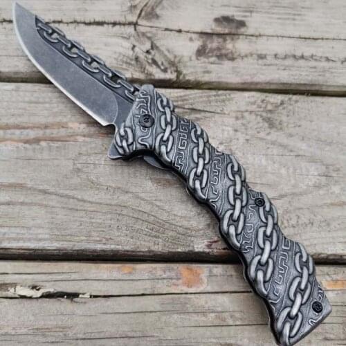 Stainless Steel Outdoor Hell Devil Chains Pocket Folding Knife Camping Utility EDC Cool Jackknife Hot Knife Collection