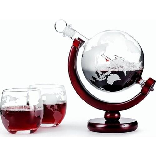 Popular whisky bottle wine cup set sailboat skull crystal and thin wooden frame vodka bottle set dropshipping