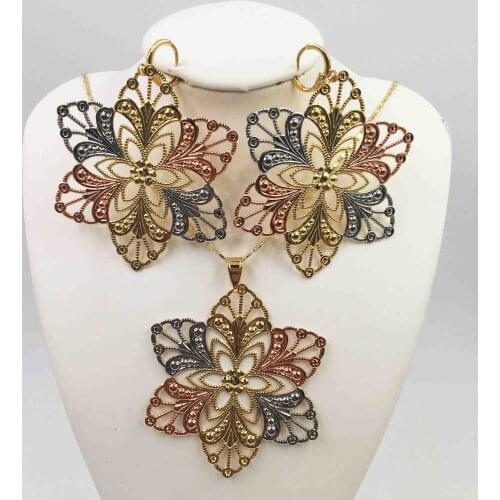 Fashion Dubai gold jewelry set African bridal wedding gift for women Saudi Arabia Necklace Earrings collar jewelry