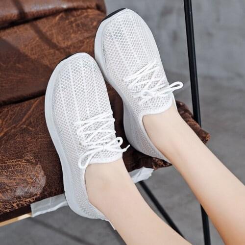 Net shoes womens new fashion casual shoes sneakers breathable mesh shoes walking shoes in summer of 2021