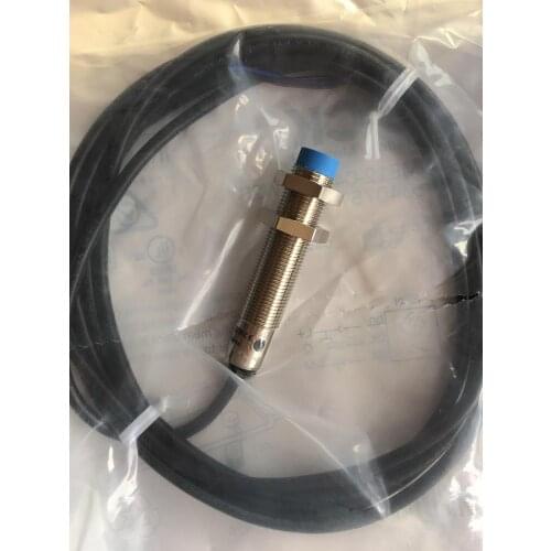 100% New original SICK close switch IME12-04NNSZW2S IME12-04NPSZW2S