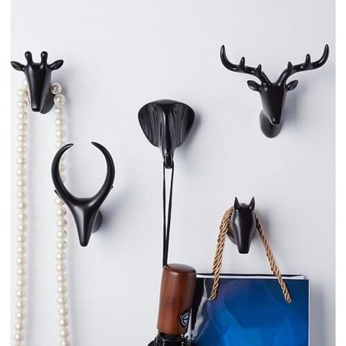 Family Home Animal Head Decor Wall Art Deer Sculpture Resin Wall Decoration Multi Functional Hooks Hat Bags Jewelry Hooks