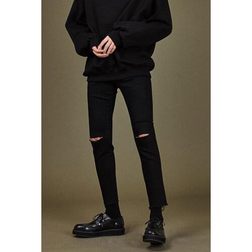 2021 summer new students black casual pierced jeans mens Korean Trend slim fit small leg quarter pants