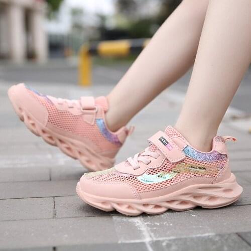 Summer Kids Sport Shoes For Girls Running Sneakers Casual Sneaker Breathable Childrens Fashion Shoes Casual Light Shining Shoes