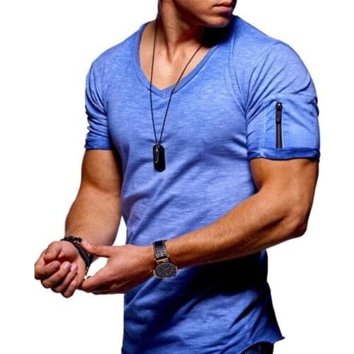 Naiveroo Men's T-Shirts