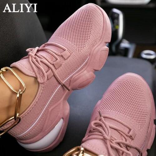 Retro Loafers Women 2021 Spring Floral Embroidery Lace Up Ladies Casual Canvas Shoes 35-43 Larged-Size Flat Trendy Sneakers