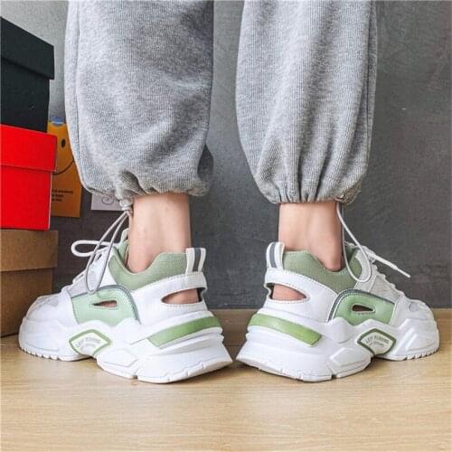 New Classics Style Men Mixed Colors Running Shoes Lace Up Sport Sandals Leather Mesh Male Outdoor Jogging Comfortable Sneakers