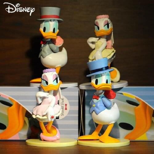 Disney Donald Duck Daisy Cute Action Figures Model Toy Cartoon Mickey Minnie Wedding Decoration Collection Birthday Gift Doll