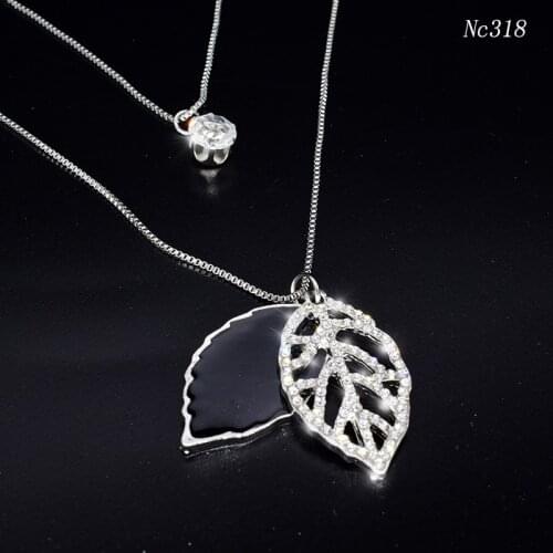 New fox Colorful Rhinestone Necklace Pendant cross For Women Exquisite Jewelry skull snowflake Four-leaf clover Sweater chain