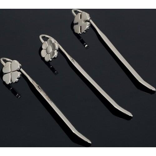 1 Pcs Delicate Clover Bookmark Metal Book Mark Stationery School Office Supply