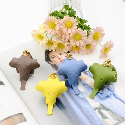 Homemade keychain handmade diy pendant material package creative cute goatskin leather elephant pendant semi-finished products