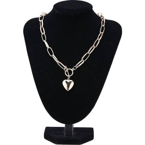 Simple OT Buckle Heart Necklace Women Daily Wear Banquet Jewelry Clavicle Chain Fashion Creative Heart Pendant Necklace