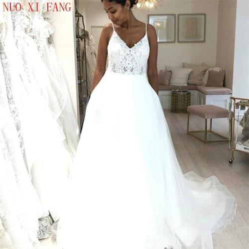 African Sexy Lace Appliques Plus Size White Wedding Dress 2020 Spaghetti Straps Tulle Boho A-line Wedding Gowns With Button
