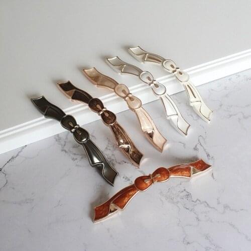 Light Luxury Bow Amber Handle Zinc Alloy Cabinet Drawer Wardrobe Door Handle Solid Furniture Handle
