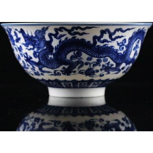 CHINESE BLUE & WHITE PORCELAIN HAND PAINTED DRAGON PATTERN BOWL W QIANLONG MARK