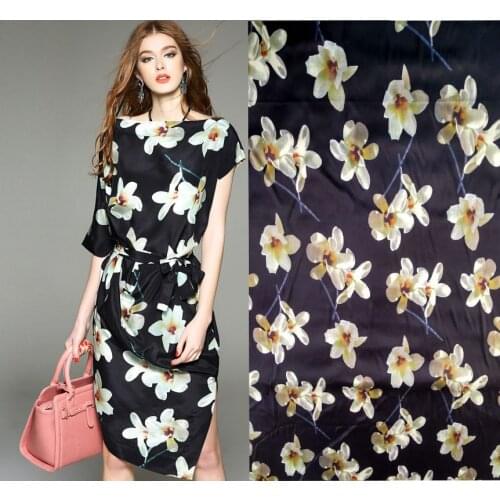 Super japan Woven Fabric Heavy Silk Satin Material For Clothing Shirt Tulle Blouse Dress white flowers Prints Fabric Textile