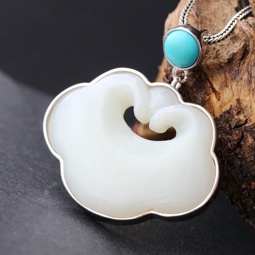 Retro Thai Silver Wholesale Inlaid Natural Hetian Jade Cloud Lock Silver S925 Sterling Silver Vintage Small Silver Pendant