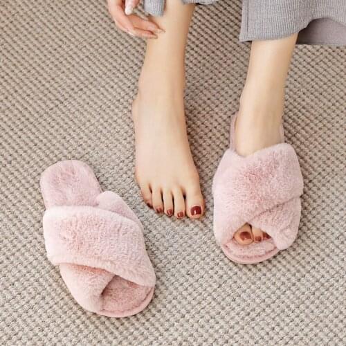 Kawaii Winter Women House Slippers Faux Fur Warm Flat Shoes Female Slip on Home Furry Ladies Slippers Size 36-43 Wholesale 2021