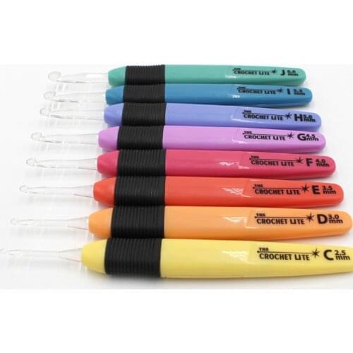 8pcs/set Led Light Up Crochet Hook Luminous Knitting Needles Crochet Lite with Battery DIY Knitting Craftwork Accessories