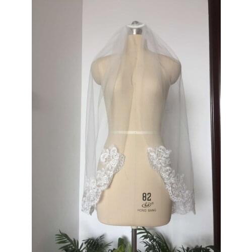 Lace Bridal Veil 1 Layer White Ivory Bridal Wedding Dress veil with Comb Fingertip Length Rhinestone Bridal vail