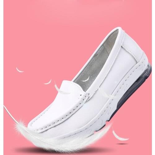 D Knight Shoes With Medium Heels
