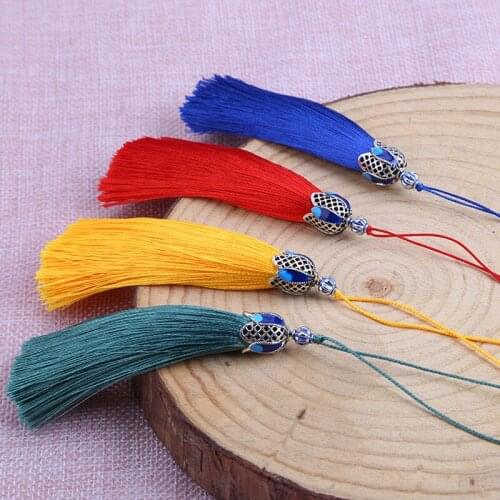 Fashion Tassel Keychain Fashion Gold Round Pompom Bag Charms Key Ring Pendants Bag Key Chain Jewelry Gift