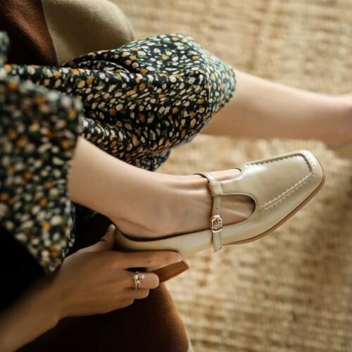 2021 Spring/Autumn Women Pumps Square Toe Chunky Heel Patent Leather Mary Janes Pearl Solid High Heel Pumps Fashion Women Shoes