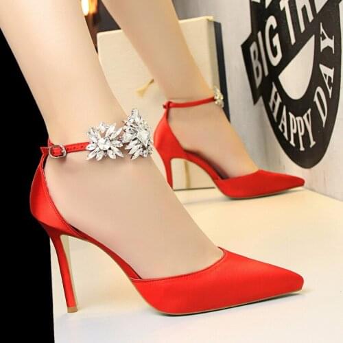 Fashion Summer Women Ankle Strap Sandals High Thin Heel Pointed Toe Cover Heel Elegant Women Shoes Black Sexy Ladies High Heels