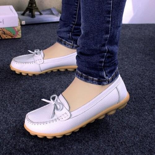 Women Flats Shoes Cow Skin Loafers Shoes for Females Slip on Mother White Shoes Ladies Butterfly-knot Large Size Nurse Shoes 43