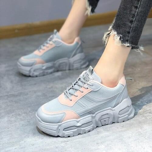 2021 Womens New Shoes for Spring Thick Bottom White Match Dad Shoes Womens Running Shoes