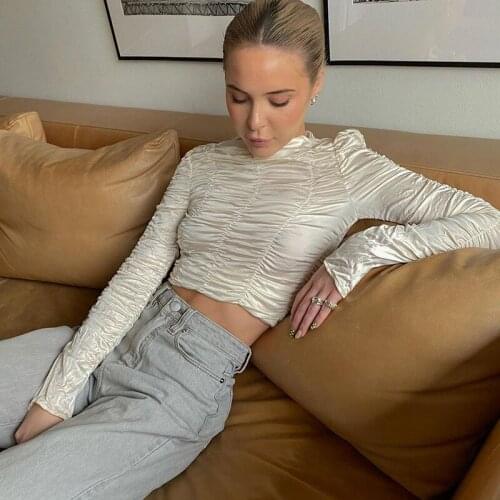 Autumn Long Sleeve O Neck Plain Chic Casual New Design Female Streetwear Crop Tops Black Ruched Folds T-Shirt Women
