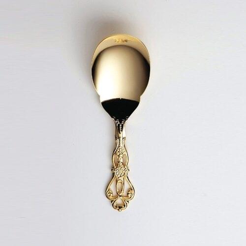 The predetermined Japanese brand retro carved hollow stainless steel tableware hot little golden golden and silver spoons