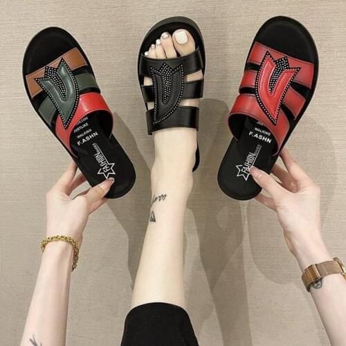 Womens Sandals 2021 Summer New Leather Flat Open Toe Slip On Female Wedges Shoes Womens Casual Beach Sandals mother shoes