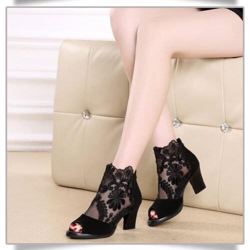 2021New style dance shoes women fashion casual summer lace mesh sandals open toe dance shoes
