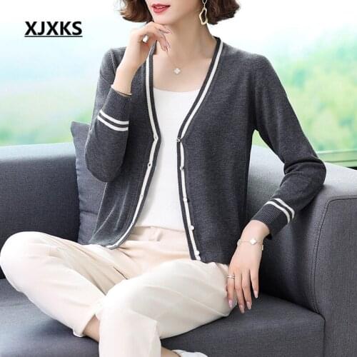 XJXKS Fashion V-neck high-end wool knitted sweater Women cardigan 2020 autumn new casual single-breasted women small coat