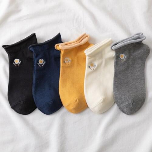 10 pieces = 5 pairs/lot Short Cotton Embroidered Floral Cute Funny Socks Women Ankle Spring Women Socks Black White Girls Sox