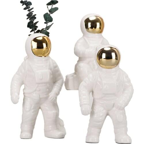 Nordic Astronaut Vase Ceramic Vase for Tabletop Space Man Sculpture Home Decoration Accessories Modern Living Room Decor