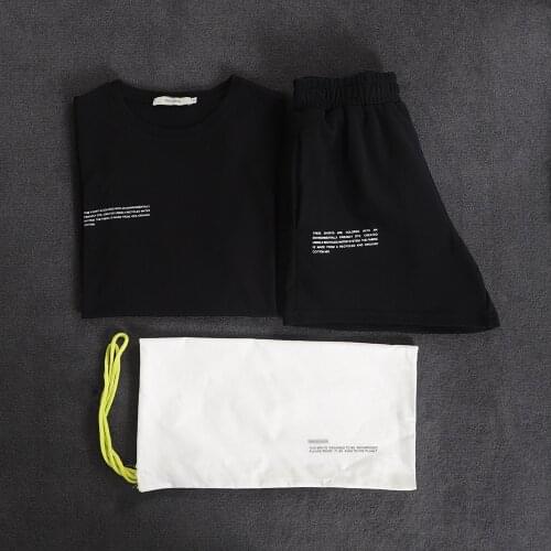 Fashion Mens Sets Short Sleeve T-shirt + Shorts 2 Pieces Suit Male Summer Sportswear Casual Sweatsuit Track Shorts Men Clothing