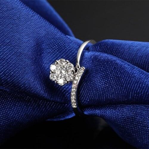 Pretty Flower Diamond Ring for Women Tiny spot 925 Silver Ring White Gold Color Valentine Day & Birthday Gift