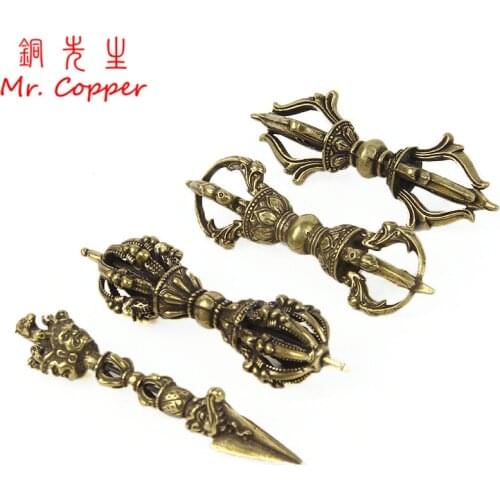 Vintage Copper Vajra Pestle Feng Shui Ornament Religious Collection Buddha Instrument Home Decorations Antique Brass Desk Decors