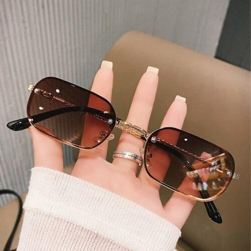 Super Luxury Square Sunglasses Men Women Fashion Brand Designer Chain Frame Celebrity Sun Glasses Eyewear Female Red Tea Shades