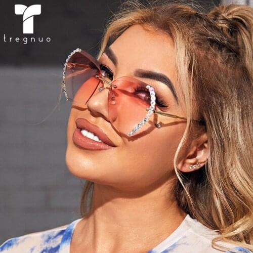 Tregnuo 2021 Woman Sunglasses Fashion Polygon Summer Outdoor Rhinestone Beach Holiday Masking Mirror Ocean Sheet Gradient Color