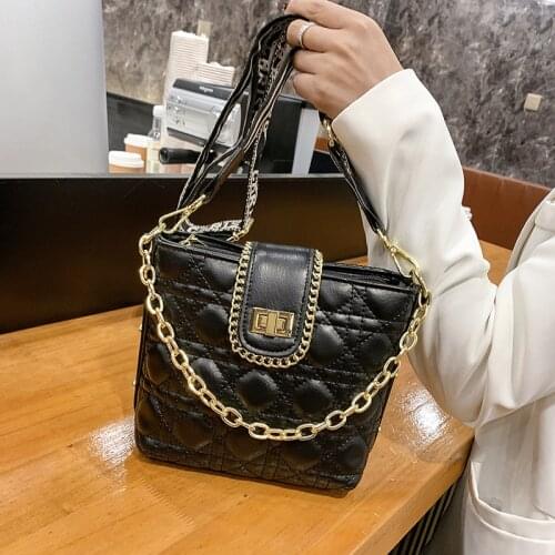 Black Luxury Quilted Bucket Bags Designer Lady Handbags Soft Leather Wide-Strap Crossbody/Shoulder Bags For Women