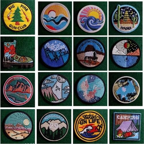 Mountain Wave Parches Camping Adventure Embroiderid Patches for Clothes Iron On UFO Patches For Clothing DIY Van Gogh Stickers