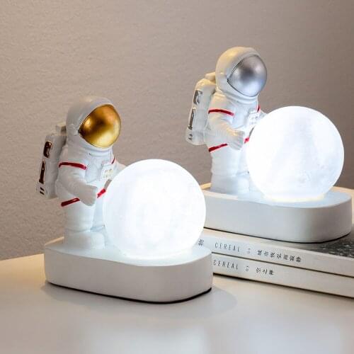 Cosmonaut Desk Night Light Creative Astronaut Resin Ornaments Decor Child Gift Home Decoration Accessories For Living Room