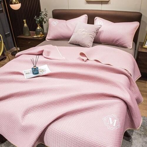 Cool Feeling Silk Summer Quilt Tencel Summer Cool Quilt Naked Sleeping Thin Quilt Adult Air-Conditioning Quilt luxury blanket