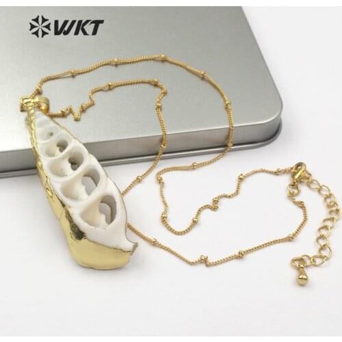 WT-JN064 Natural slice trumpet shell necklace With Gold Trim Pendant 18 Inch Gold Layer Women Vogue Necklace
